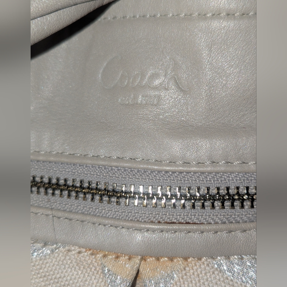 Coach Parker Silver Gray Op Art Gray Shoulder Bag . 13511 - Picture 8 of 15